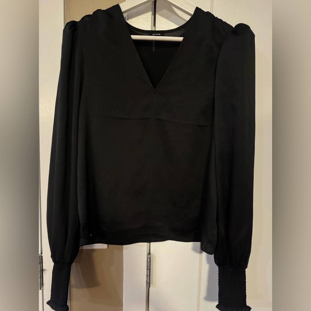 Elegant Black V-Neck Blouse